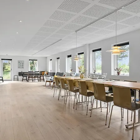 9 Bedroom Stunning Home In Hurup Thy Casa vacanze Sønder Ydby